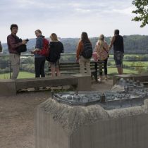 (02) Ausblick von der Burg Blankenberg auf das Siegtal