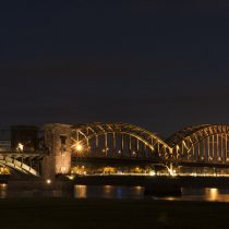 Kölner Südbrücke am frühen Morgen, Foto: Elke Glatzer